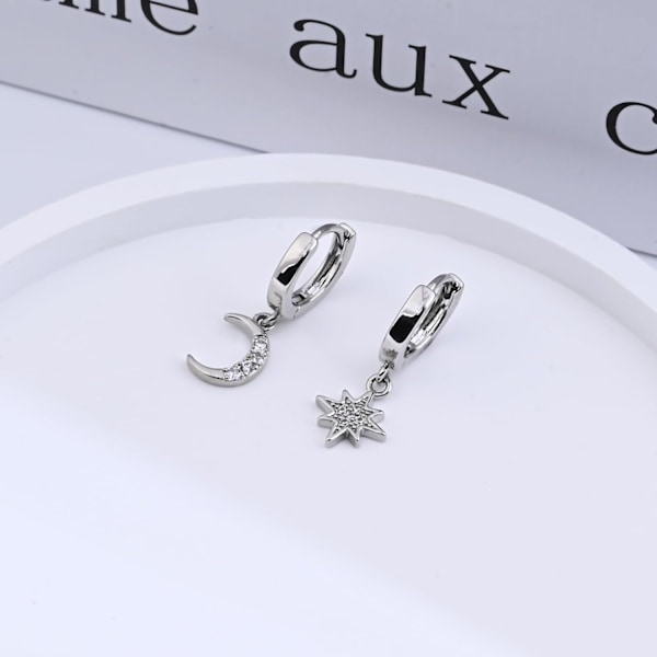 Sølv Måne og Stjerne Øreringe Huggie Hoop Øreringe 925 Sterling Sølv Hoop Øreringe Håndlavede Drop Dangle Øreringe til Kvinder Piger