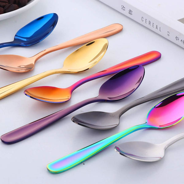 Teskeer Sæt af 8 Farvede Kaffeskeer Rustfrit Stål Dessert Skeer 5,5 Tommer/14 CM