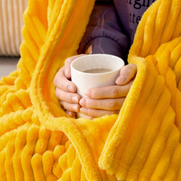 Gosig filt fleece filt flanell filt pompom enfärgade filtar överkast sofffilt filt säng soffa sovrum kontor yellow