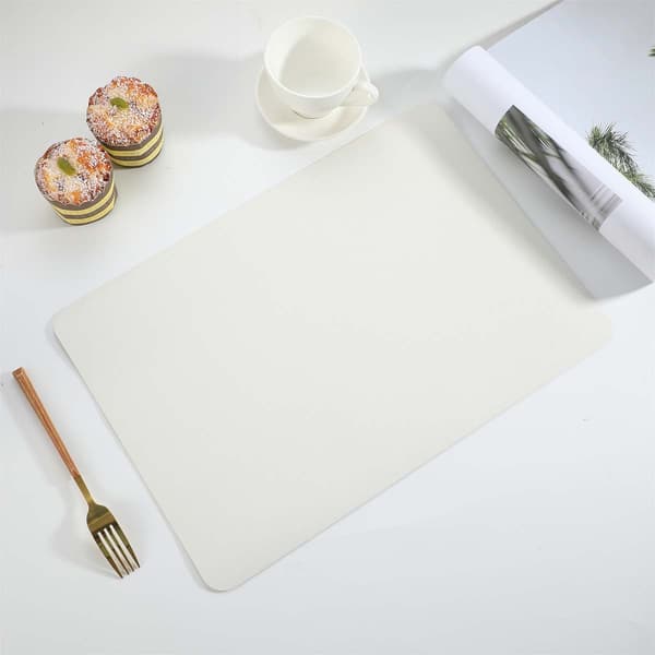 4-pak dækkeserviet i kunstlæder rektangulær hvid 43x30cm hvid white