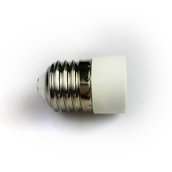 Set med 2 E27 till E14 basadaptrar för LED-lampor och låg förbrukning