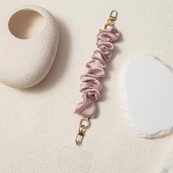 Telefonhandledsrem, Scrunchie Telefonrem med Fästflik