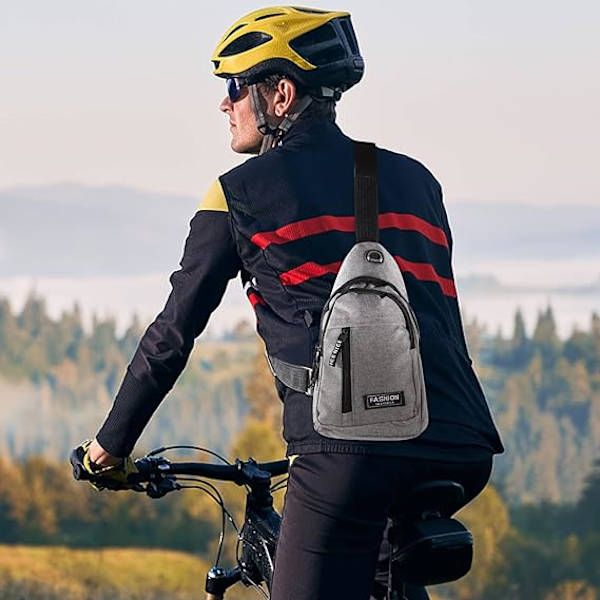 Liten ryggsäck för män Lätt nylon sling ryggsäck väska Anti-stöld Casual män kvinnor bröstväska för vandring cykling utomhus resor（Grå） Gray