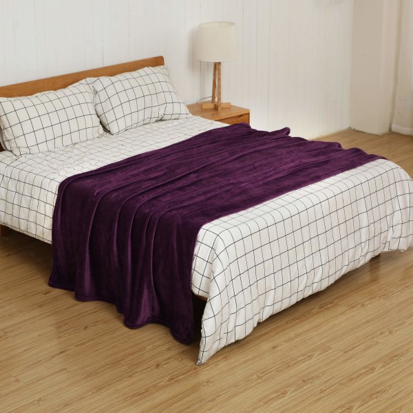 Knusetæppe, luftigt ekstra blødt og varmt tæppe, flannel fleece tæppe, rynkefast/anti-misfarvning som sofatæppe eller sengetøj purple 130*150cm