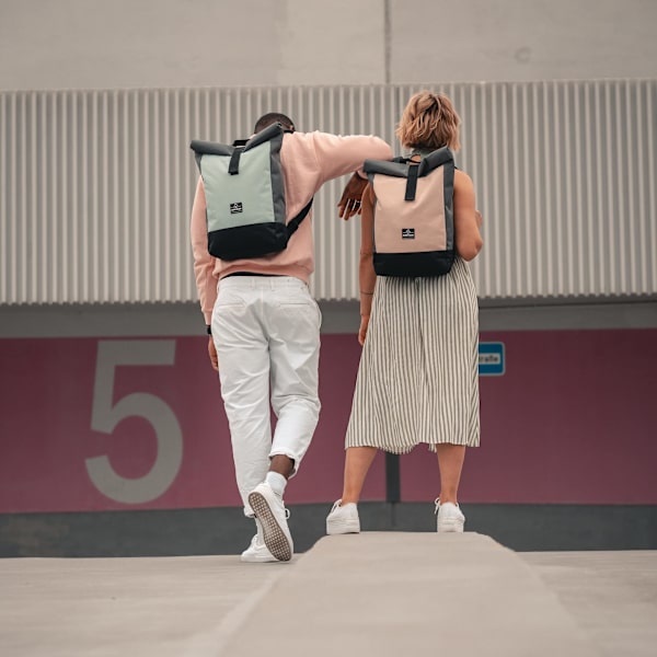 Rulltopp Ryggsäck för Män och Kvinnor - Skolryggsäck, Universitet, Arbete - Casual Daypack - Vattenavvisande - Laptop Fack 16 Tum Ryggsäck green