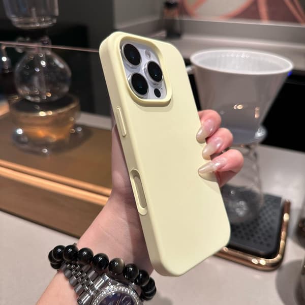 Fodral för iPhone 17 Air Flytande Silikon Silikon Gul Noz17273