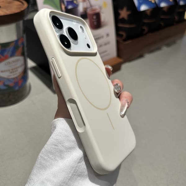 Fodral för iPhone 16 Flytande Silikon Silikonfinish Noz18705