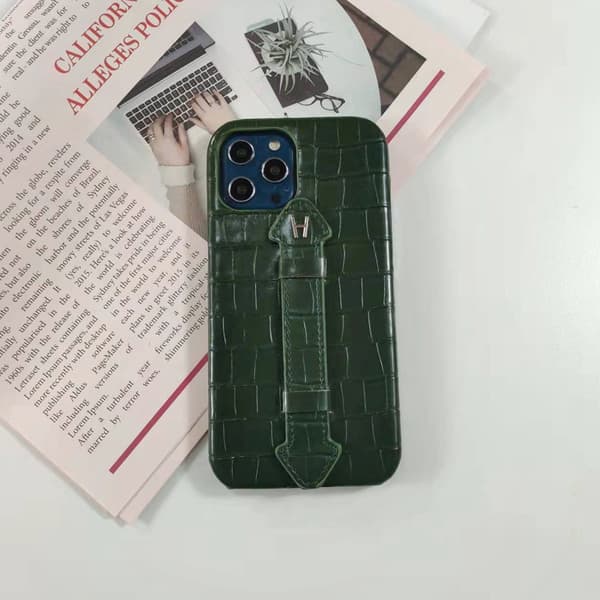 Etui til iPhone 14 Plus Krokodillemønster Håndleddsstøtte Mørkegrønn