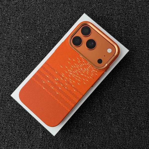 Etui til iPhone 17 Pro Skin Feel Magnetisk Design Noz11906