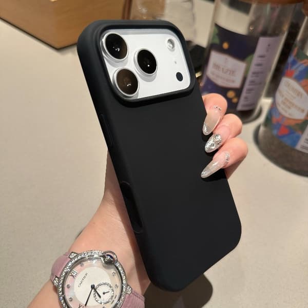 Fodral till iPhone 15 Pro Flytande Silikon Svart Noz10189