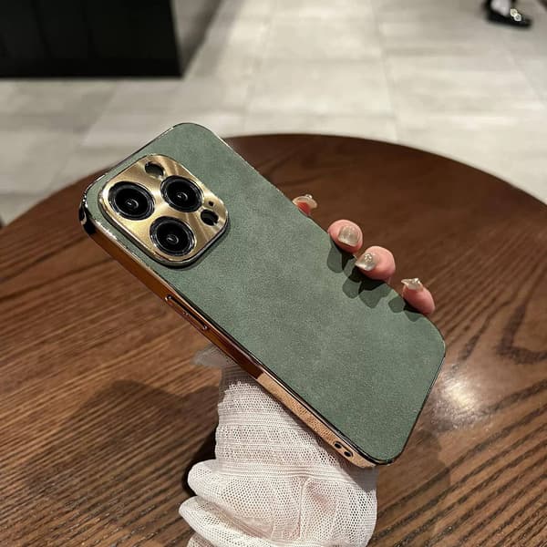 Kotelo iPhone 16 Prolle, galvanoitu linssiyksityiskohta, vihreä