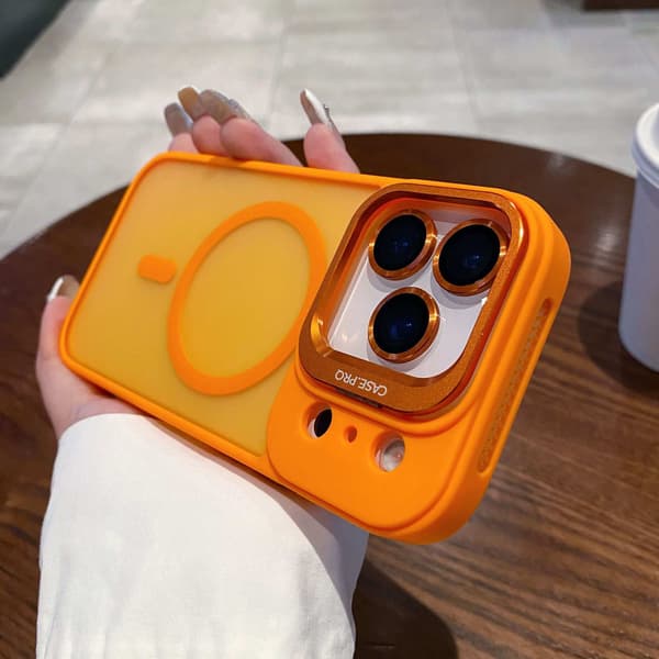 Fodral för iPhone 14 Pro Max Skin Feel Matt Magnetiskt Stativ Linsdetalj Noz442
