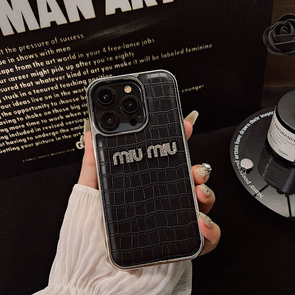 Etui til iPhone 17 Pro Diamond Accent Galvaniseret Lædertekstur Sort Noz1989