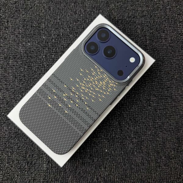 Etui til iPhone 17 Pro Max Skin Feel Magnetisk Design Noz11897