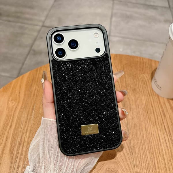Fodral för iPhone 15 Plus Diamantaccent Strassaccent Elektropläterad Svart Noz17947
