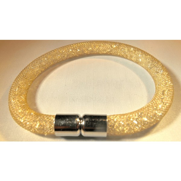 Guldfärgad armband fylld med vita kristaller Gold