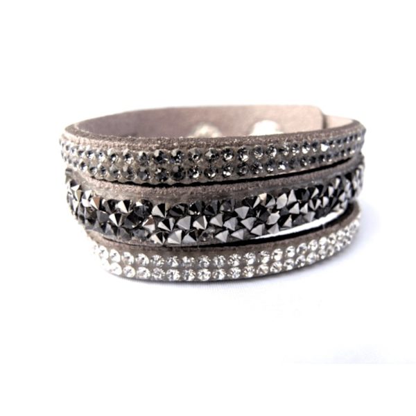 Gråskåret læderarmbånd med krystaller