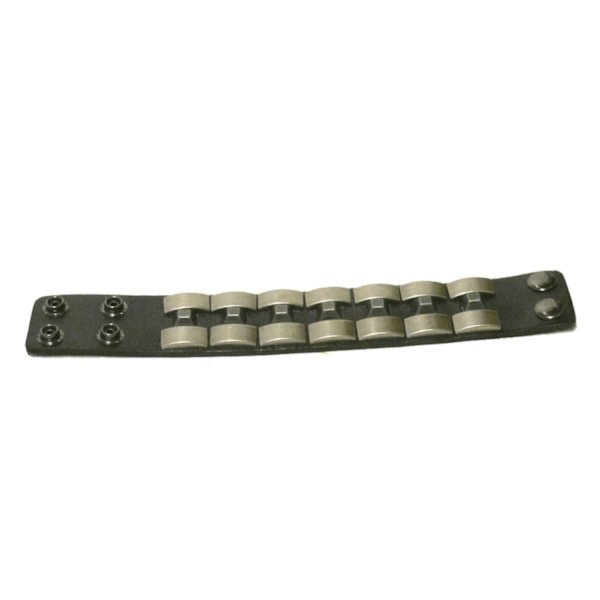 Svart Läder armband med nitar Silver