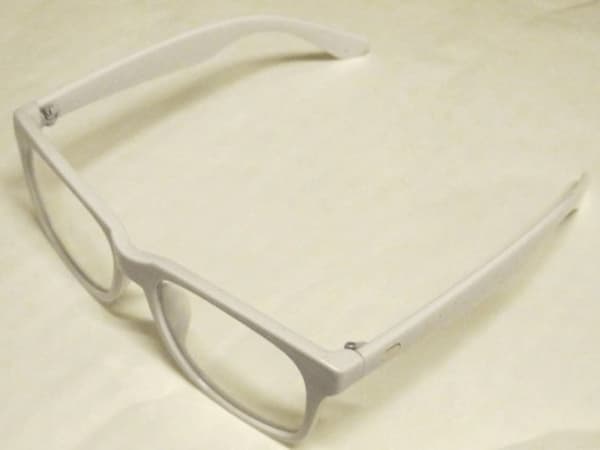Aurinkolasit Retro Clear - valkoinen White