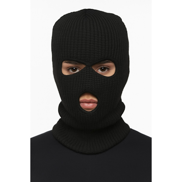 Rånarluva – Stickad Balaclava med Attityd Svart
