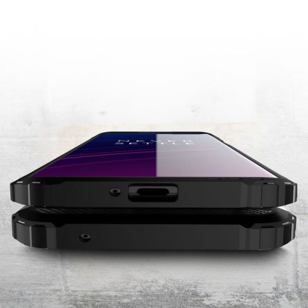 OnePlus 8 Pro iskunkestävä kotelo SlimArmor - musta Black
