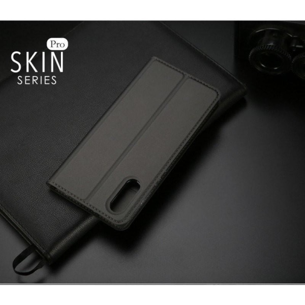 Xiaomi Mi 10 Pro Flipfodral Skin Pro med Kortfack Svart