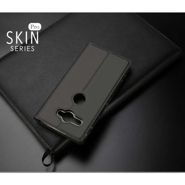 Xperia XZ2 Compact Flip Case Smooth -korttipaikka Svart