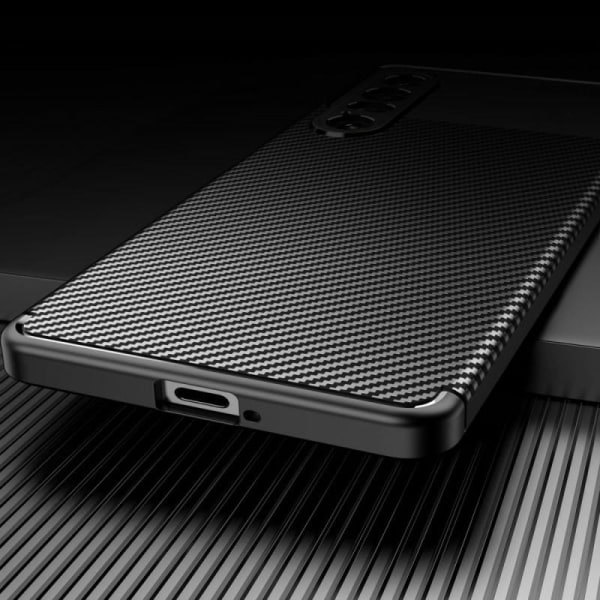 Xperia 1 IV Stöttåligt Slimmat Skal FullCarbon V4 Svart