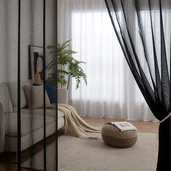 2 st. gardiner enfärgade (svart-140*213cm)