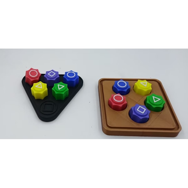 Korealainen Perinteinen Gonggi-Peli – Kivien Poiminta Pelisetti - Gonggi Kivien Heittopeli Squid Game 2:n Inspiroimana (5 kpl + Alusta) triangle