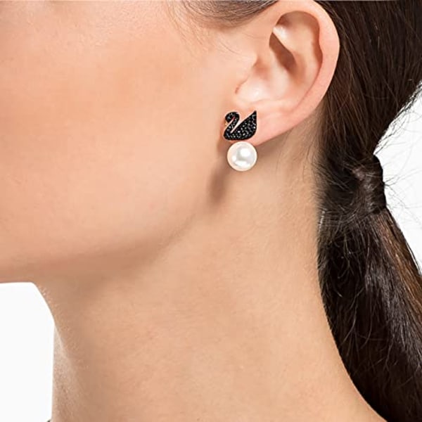 Simple black swan pearl earrings