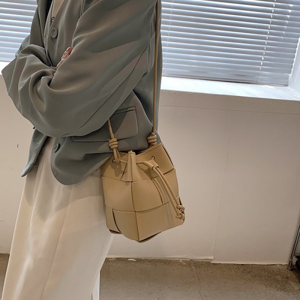 Håndvævet Bucket Bag Simpel skuldertaske Mini telefontaske Khaki