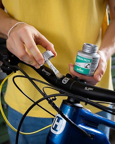 MOTOREX MONTERINGSPASTA FÖR KOLFIBER