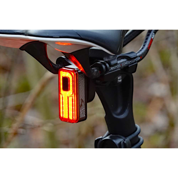 Ultrakevyt MOON HELIX LITE USB-ladattava Takapyörävalo - 100 lm Tehoa, Vain 27g