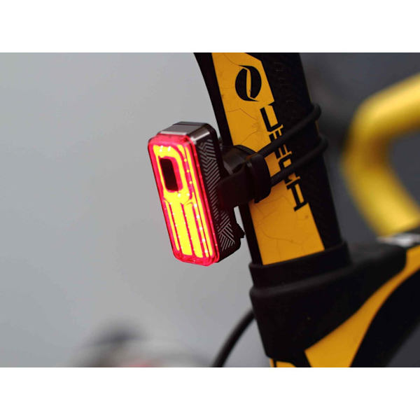 Ultrakevyt MOON HELIX LITE USB-ladattava Takapyörävalo - 100 lm Tehoa, Vain 27g