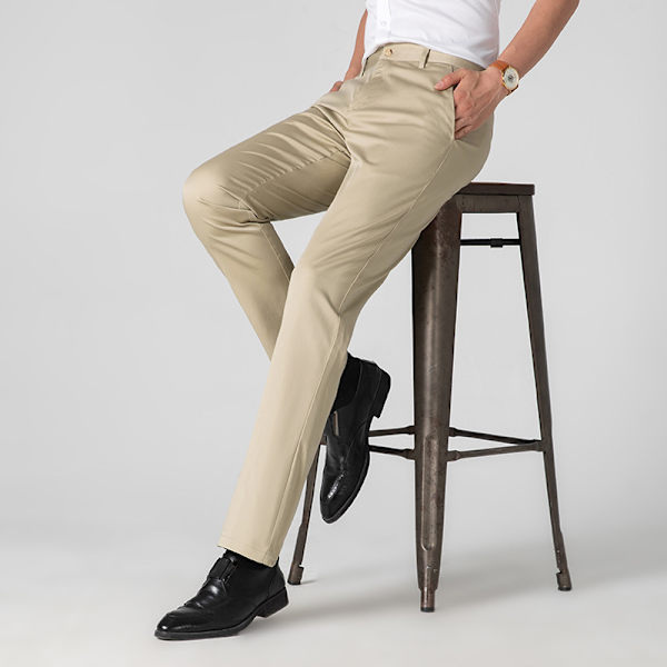 Herre Classic-Fit Wrinkle-Resistant Flat-Front Chino Pant