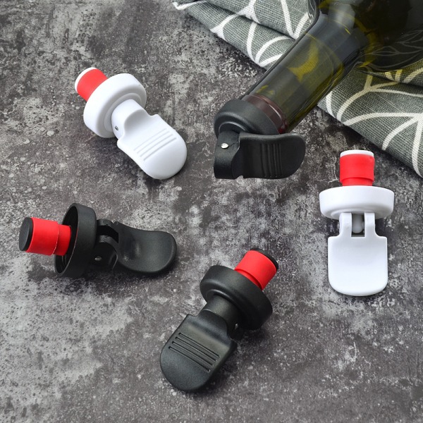 5 reusable plastic wine bottle stoppers with silicone sealing rin