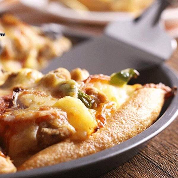 Piirakka- ja pizzalapio - Ruostumaton teräs - Hopea ja musta - 25 cm -