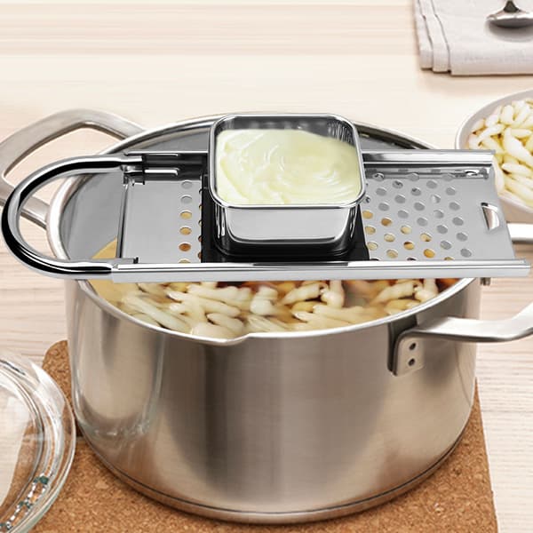 Amazy rustfrit stålrivejern - Den ideelle form til at lave dine spaetzles, Alsace