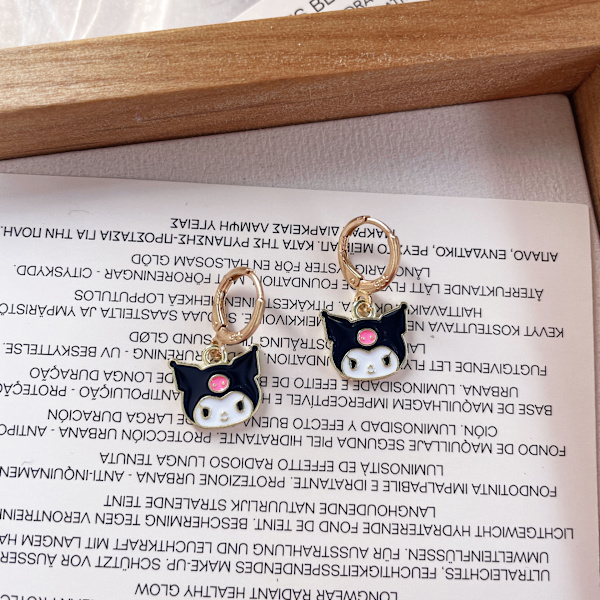 Set med 4 söta kattungeörhängen tecknade kattberlock droppörhängen