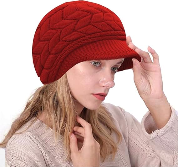 Varm vintermössa för kvinnor, elegant stickad mössa med skärm, vinterberet med foder