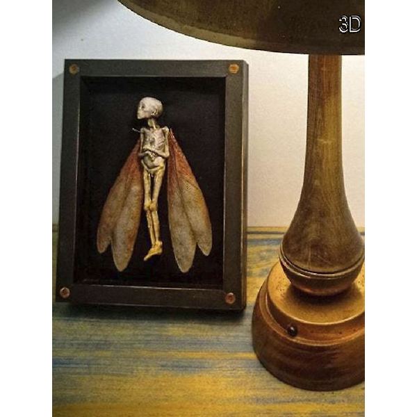 Förbannade föremål Död älva skugglåda Display Handgjord läskig mumifierad älvlik kropp Hotellbibliotek Bar Vardagsrum Hemkonst Prydnad Halloween Dekor