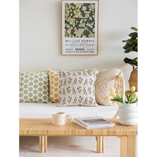 Dekorative putetrekk, sett med 2 broderte blomsterdesign i lin