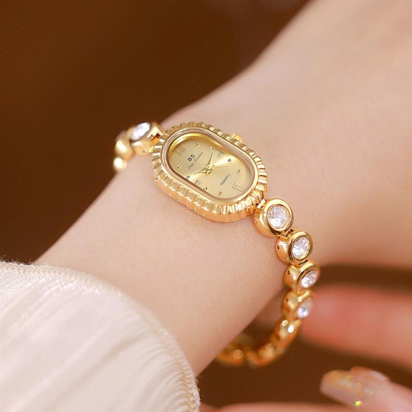 Damklocka Mode Liten och Elegant Oval Båge Fint Smycke Armbandsklocka