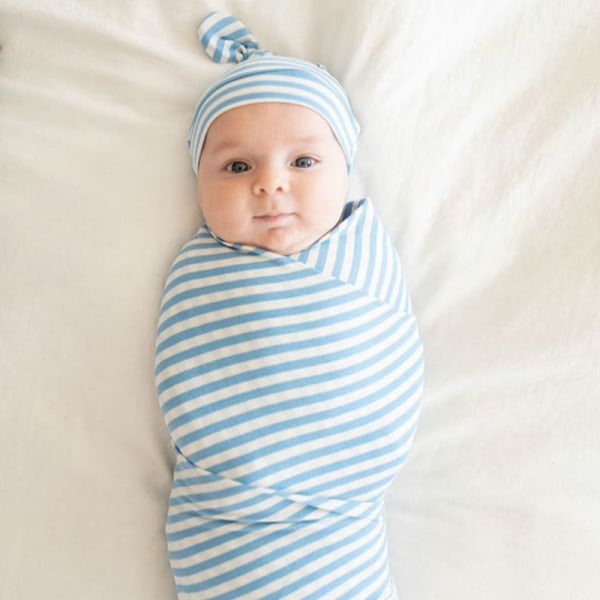 Mjuk baby swaddle wrap stretchig nyfödd swaddling sovsäck mössa set tecknad