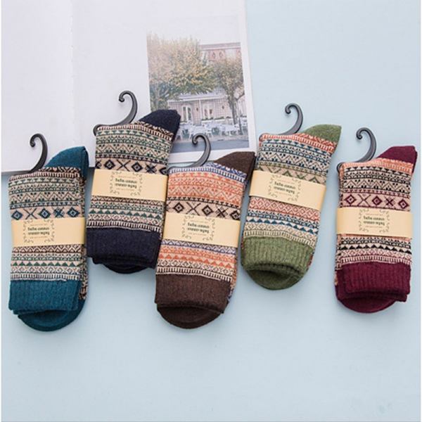 5 Pakke Vinter Tykke Myke Varme Fuzzy Sokker Vinter Ull Fluffy Koselige Sokker Casual Hjem Sove Sokker for Kvinner og Menn En Størrelse Passer Alle