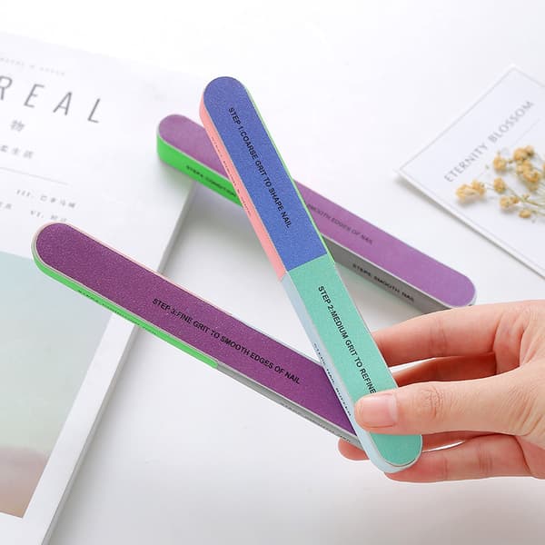 Neglefil og neglebuffer Kosmetisk manicure