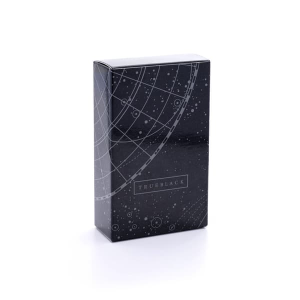 True Black Tarot-kort - En tidlös tarotlek