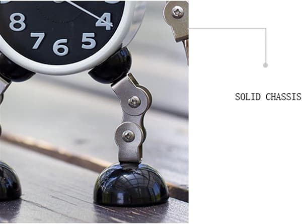 Klassisk design Deformerad robot blinkande väckarklocka Barnens bil