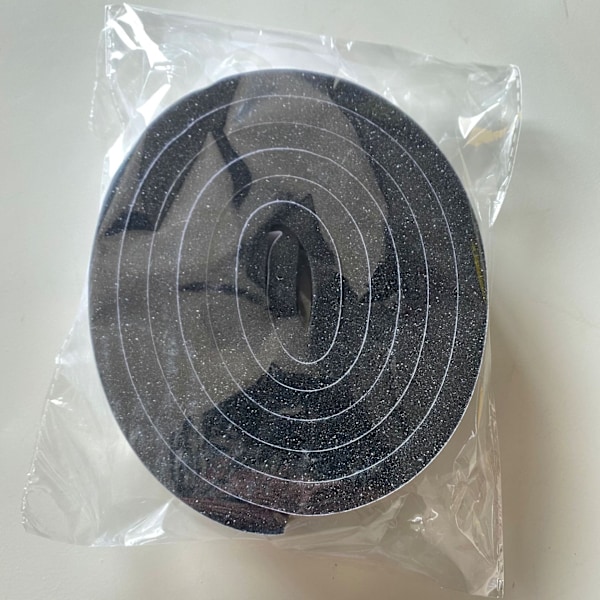 2 st självhäftande skumtätningsremsa 1,5 cm × 2 m, självhäftande skumgummi för dörrfönster, väderbeständig, stötdämpande, ljudisolerande